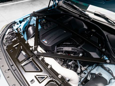 Used 2024 BMW M2 w/ Lighting Package RWD image 46
