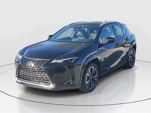 Used 2025 Lexus UX 300h FWD w/ Accessory Package (Z1) image 5