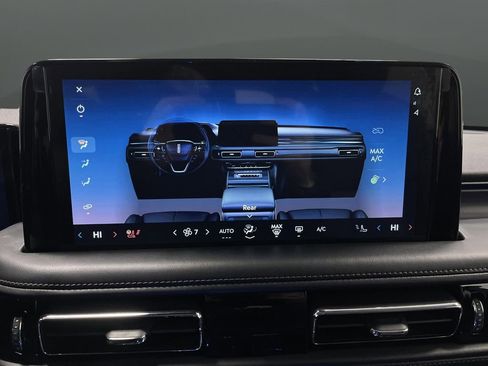 Used 2025 Lincoln Aviator Reserve image 21