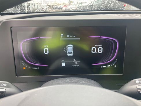 Used 2025 Kia Sportage LX image 38