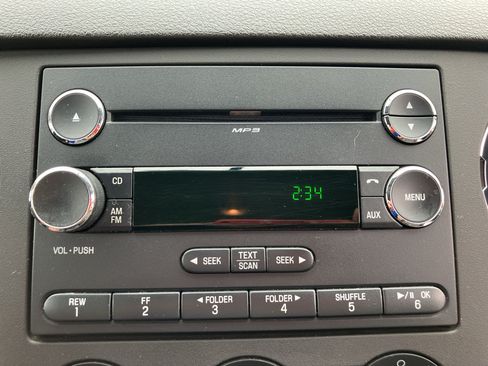 Used 2010 Ford F250 XLT RWD image 19