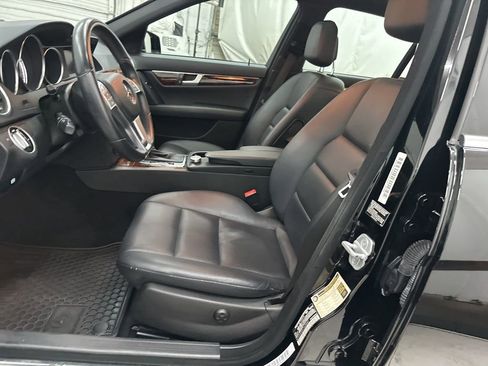 Used 2012 Mercedes-Benz C 250 Sedan image 18