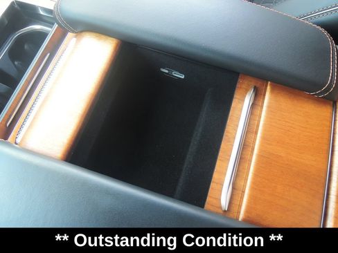 Used 2023 Jeep Grand Wagoneer Series III AWD/4WD image 24