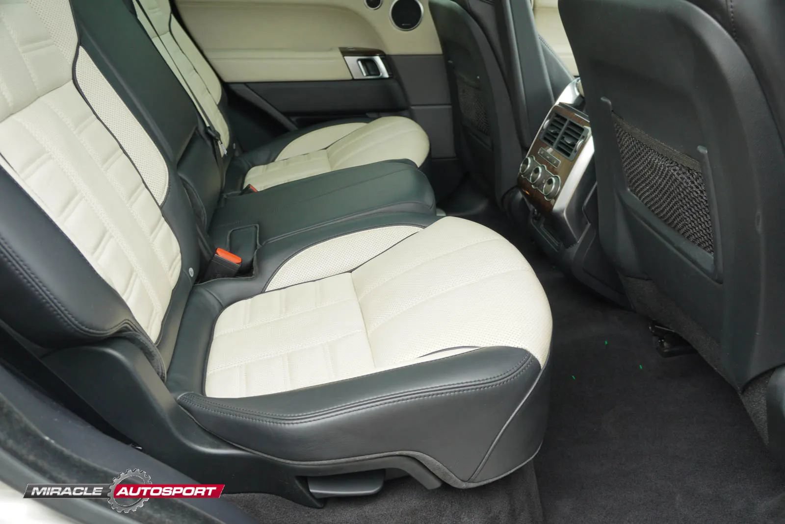 Used 2015 Land Rover Range Rover Sport Autobiography AWD/4WD image 36