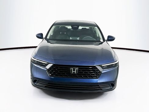 Used 2023 Honda Accord EX image 2