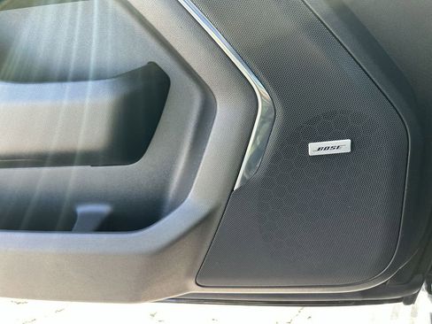 Used 2022 Chevrolet Tahoe High Country AWD/4WD image 25
