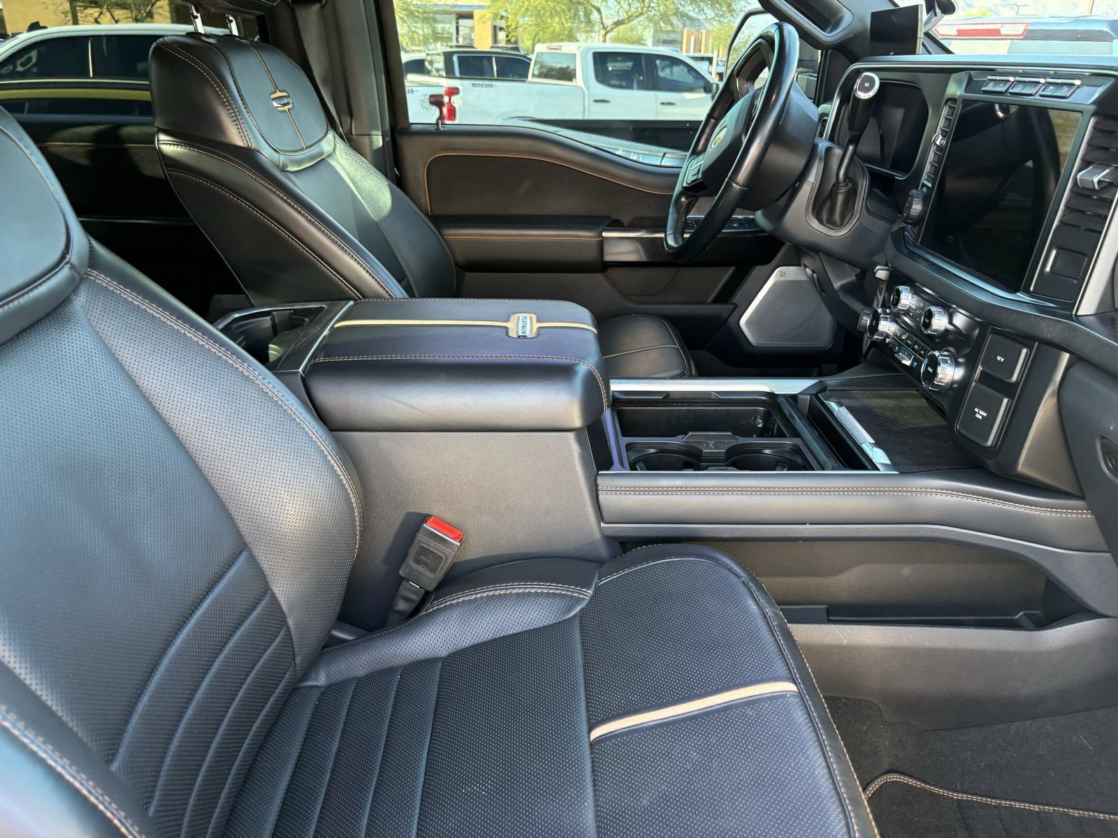 Used 2024 Ford F250 Platinum AWD/4WD image 7