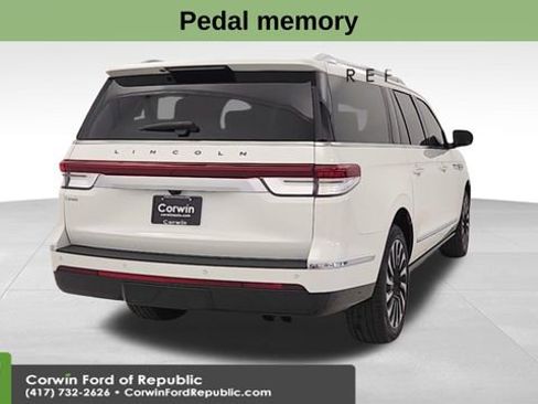 Used 2024 Lincoln Navigator L Black Label image 8