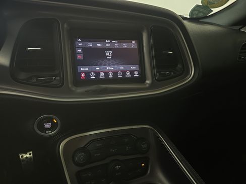 Used 2022 Dodge Challenger R/T RWD image 21