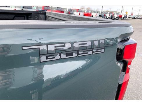 Used 2025 Chevrolet Silverado 2500 LT w/ Trail Boss Package image 9