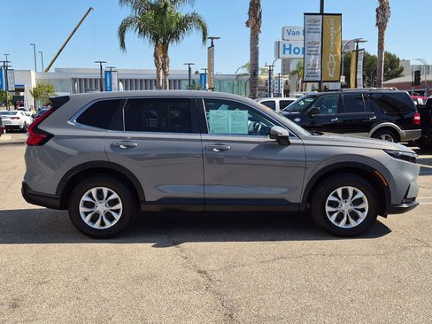 Used 2025 Honda CR-V LX image 4