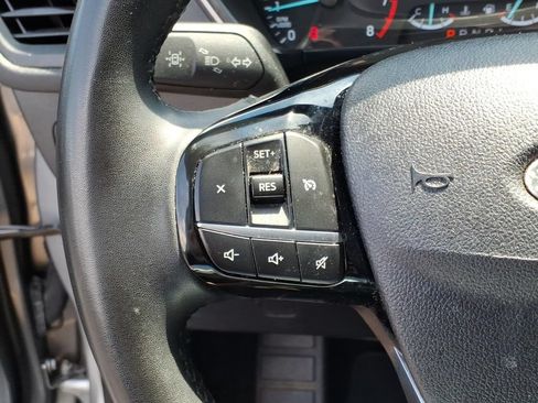 Used 2022 Ford Escape SE w/ SE Sport Appearance Package AWD/4WD image 17