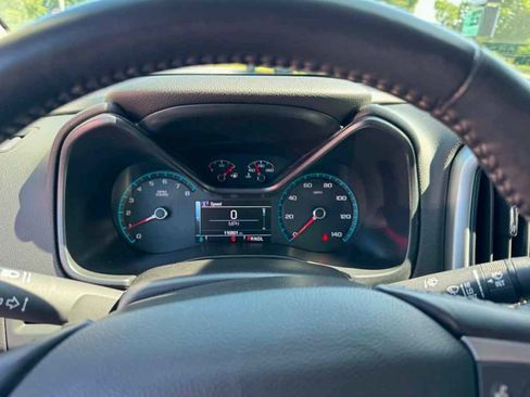 Used 2017 Chevrolet Colorado LT w/ LT Convenience Package RWD image 15