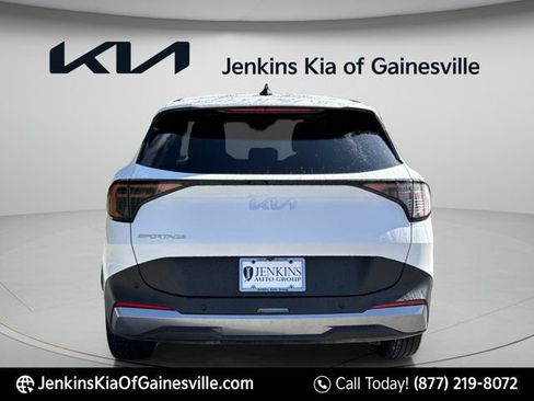 New 2026 Kia Sportage LX FWD image 6