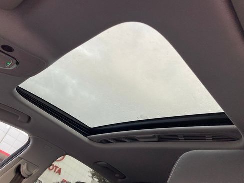 Used 2021 Audi A4 2.0T Premium image 14