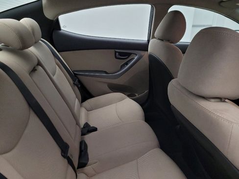 Used 2016 Hyundai Elantra SE FWD image 19