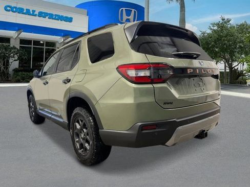 New 2026 Honda Pilot TrailSport image 3