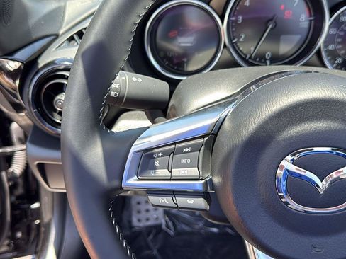New 2026 MAZDA MX-5 Miata Club w/ Interior Package RWD image 12