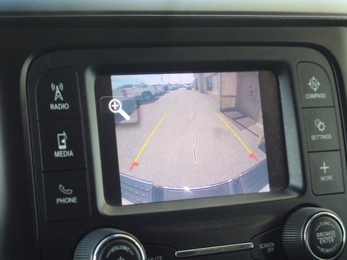 Used 2020 RAM 3500 Tradesman image 19