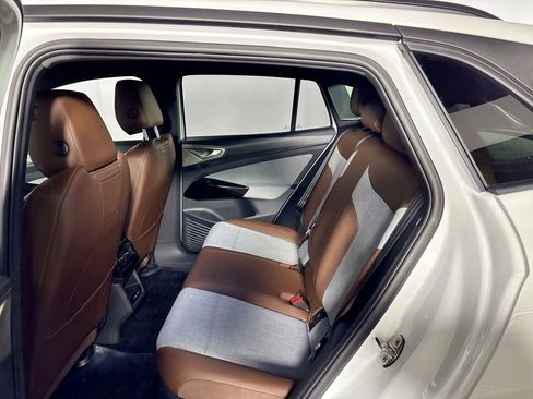 Certified 2023 Volkswagen ID.4 Pro image 20