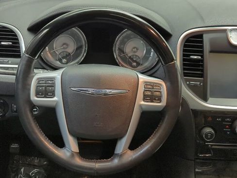 Used 2014 Chrysler 300 C w/ Light Group AWD/4WD image 20
