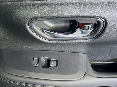 Used 2026 Honda HR-V LX image 32