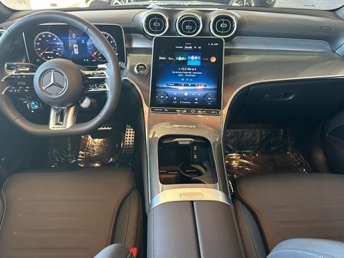 Used 2026 Mercedes-Benz GLC 43 AMG 4MATIC image 16
