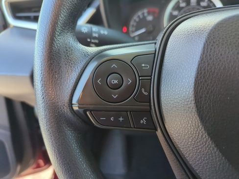 Used 2022 Toyota Corolla LE FWD image 14