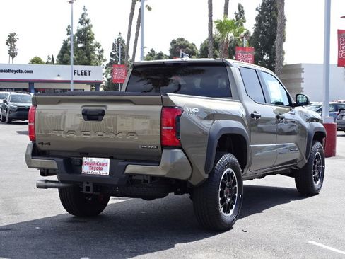 New 2025 Toyota Tacoma TRD Off-Road image 5