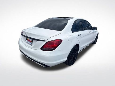 Used 2019 Mercedes-Benz C 300 4MATIC Sedan image 4