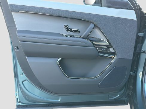 New 2026 Land Rover Range Rover Sport Dynamic SE image 22