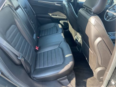 Used 2015 Ford Fusion SE w/ Equipment Group 202A FWD image 23