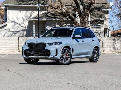 New 2026 BMW X5 xDrive40i w/ M Sport Package image 1