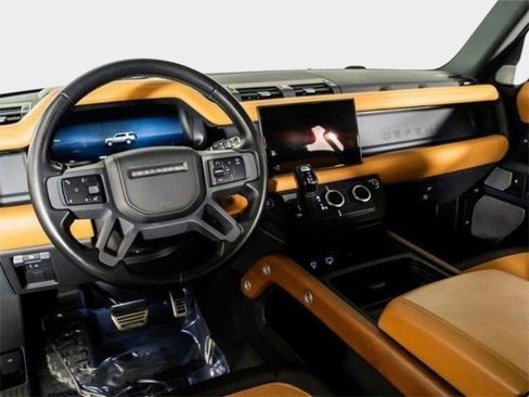 Used 2023 Land Rover Defender 130 X AWD/4WD image 2