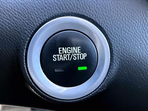 Used 2019 GMC Terrain SLE w/ Driver Convenience Package AWD/4WD image 33