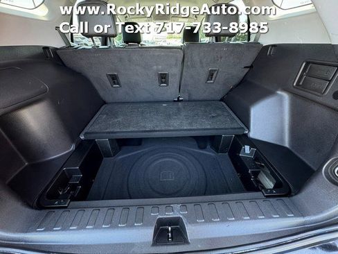 Used 2022 GMC Terrain SLT AWD/4WD image 32