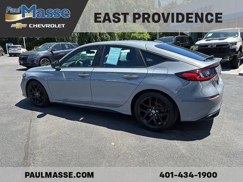 Used 2025 Honda Civic Sport image 5