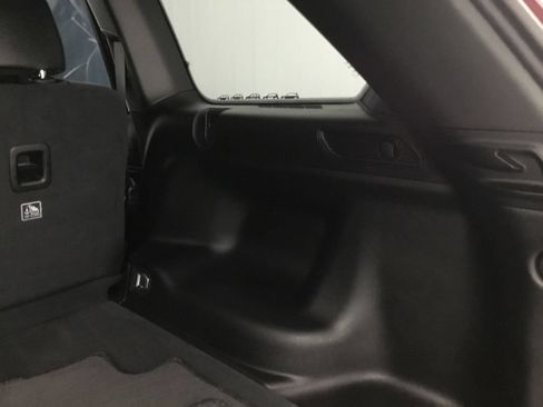 Used 2023 Jeep Grand Cherokee Altitude AWD/4WD image 18