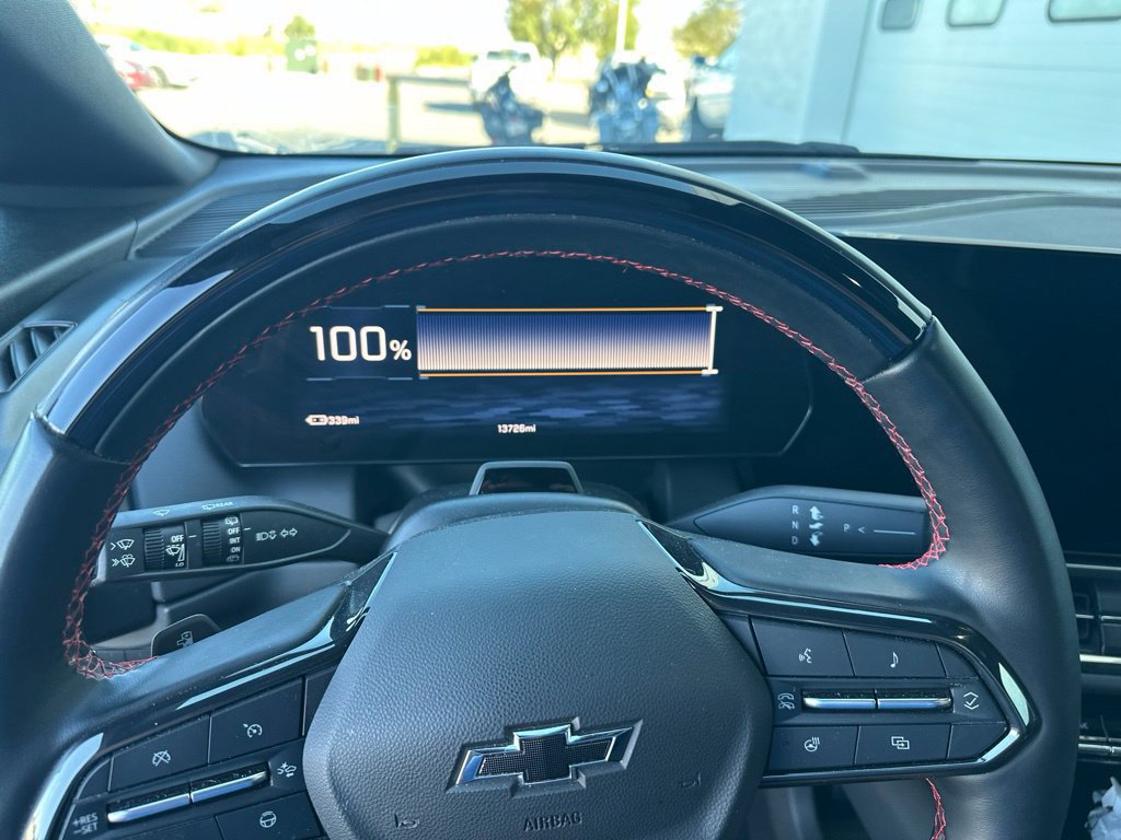 Used 2024 Chevrolet Equinox EV RS FWD image 13