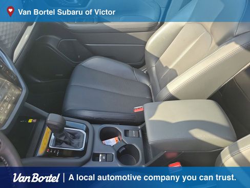 Used 2025 Subaru Forester Limited image 22