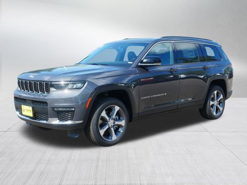 New 2025 Jeep Grand Cherokee L Limited w/ Trailer Tow Package image 3