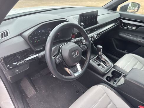 Used 2026 Honda CR-V Sport Touring image 13
