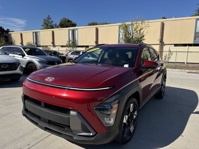 Used 2024 Hyundai Kona SEL FWD image 3