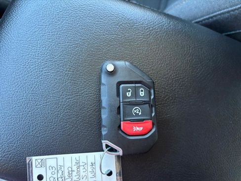 Used 2024 Jeep Wrangler Unlimited Sport image 23