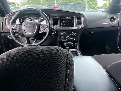 Used 2023 Dodge Charger SXT RWD image 7