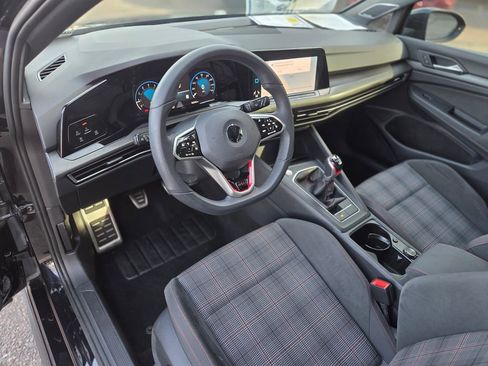 Used 2022 Volkswagen GTI SE FWD image 14