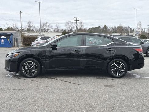 Used 2024 Nissan Sentra SV image 6