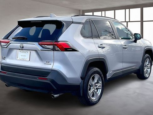 Used 2024 Toyota RAV4 LE image 6