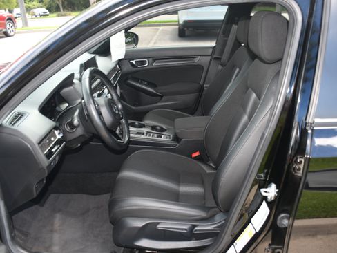 Used 2025 Honda Civic Sport image 7