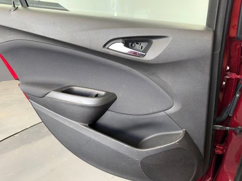 Used 2019 Chevrolet Cruze LT FWD image 57